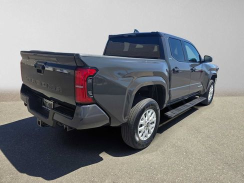 Used 2025 Toyota Tacoma SR5 RWD image 3