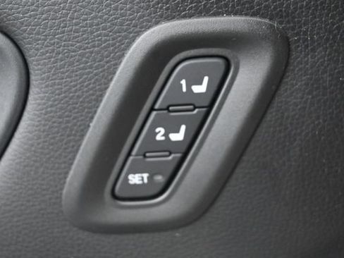 Used 2025 Honda Pilot Black Edition image 22