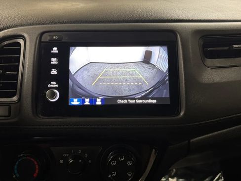 Used 2021 Honda HR-V Sport image 14