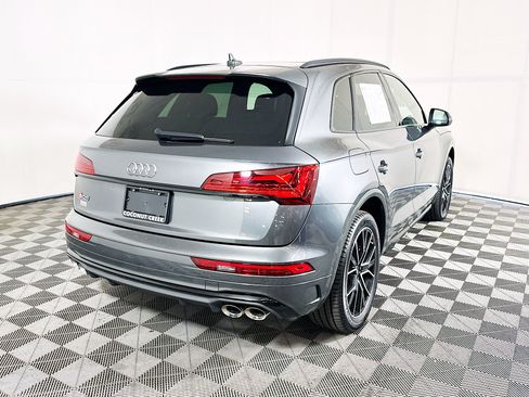 Used 2023 Audi SQ5 Premium Plus w/ Premium Plus Package AWD/4WD image 3