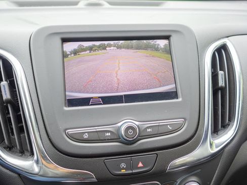 Used 2022 Chevrolet Equinox LT AWD/4WD image 19