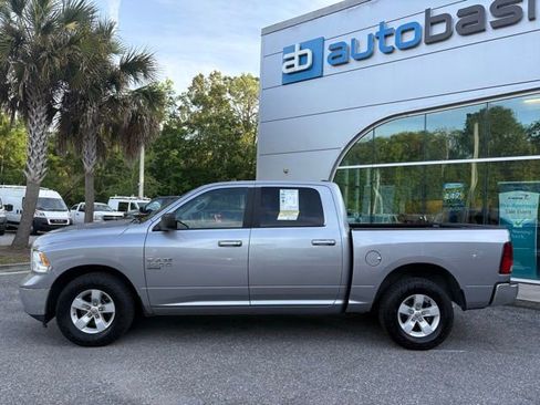 Used 2021 RAM 1500 Classic SLT RWD image 2
