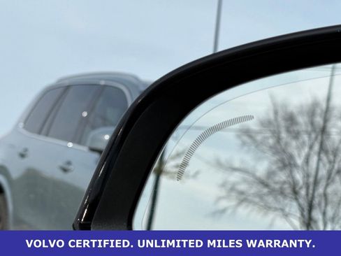 Certified 2023 Volvo XC40 B5 Ultimate w/ Protection Package Premier image 12
