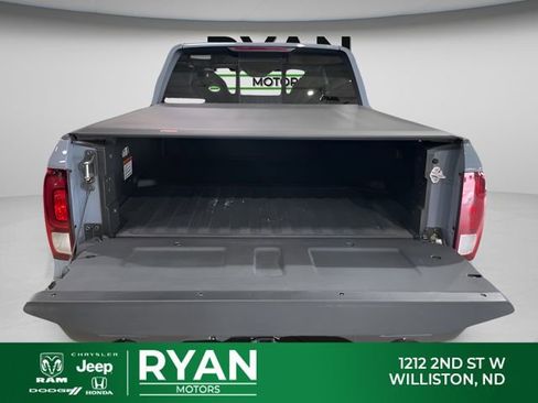 Used 2023 Honda Ridgeline RTL image 11