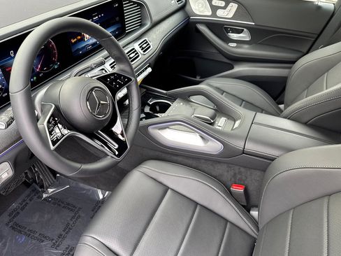 New 2026 Mercedes-Benz GLS 450 4MATIC image 15
