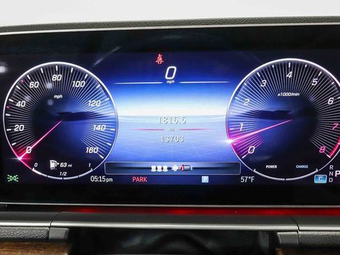Used 2025 Mercedes-Benz GLE 350 4MATIC image 25