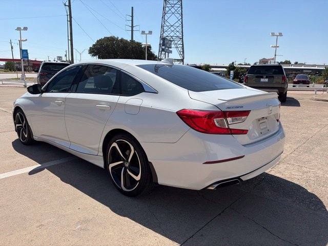 Used 2019 Honda Accord Sport image 4