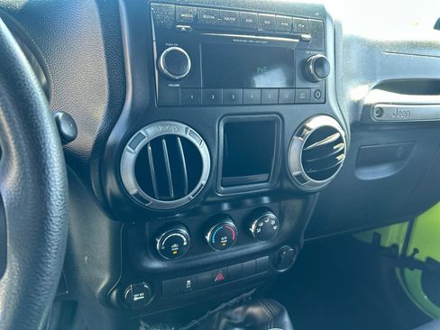 Used 2012 Jeep Wrangler Unlimited Sport image 16