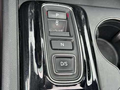 Used 2023 Honda Pilot TrailSport image 26