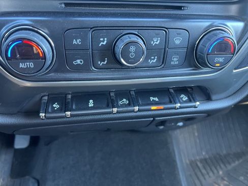 Used 2017 Chevrolet Silverado 1500 LT w/ Rally 2 Edition image 31