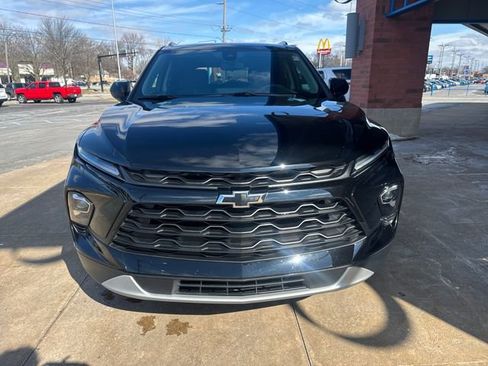 Certified 2023 Chevrolet Blazer LT w/ Midnight/Sport Edition image 3