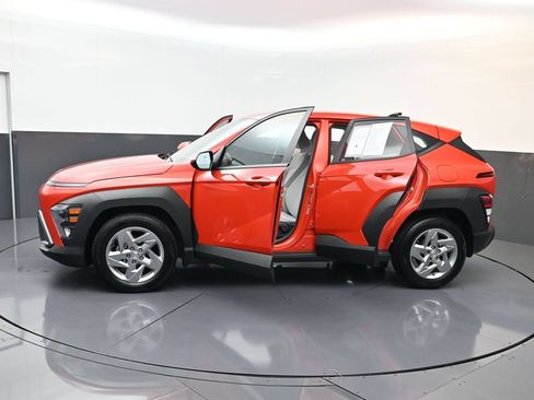 Certified 2026 Hyundai Kona SE FWD image 32
