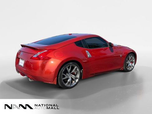 Used 2014 Nissan 370Z Touring w/ Sport Package RWD image 5