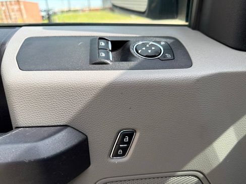 Used 2018 Ford F150 XL w/ Heavy-Duty Payload Package AWD/4WD image 26