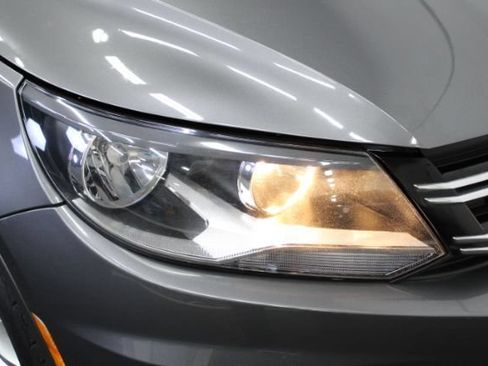 Used 2013 Volkswagen Tiguan S AWD/4WD image 25