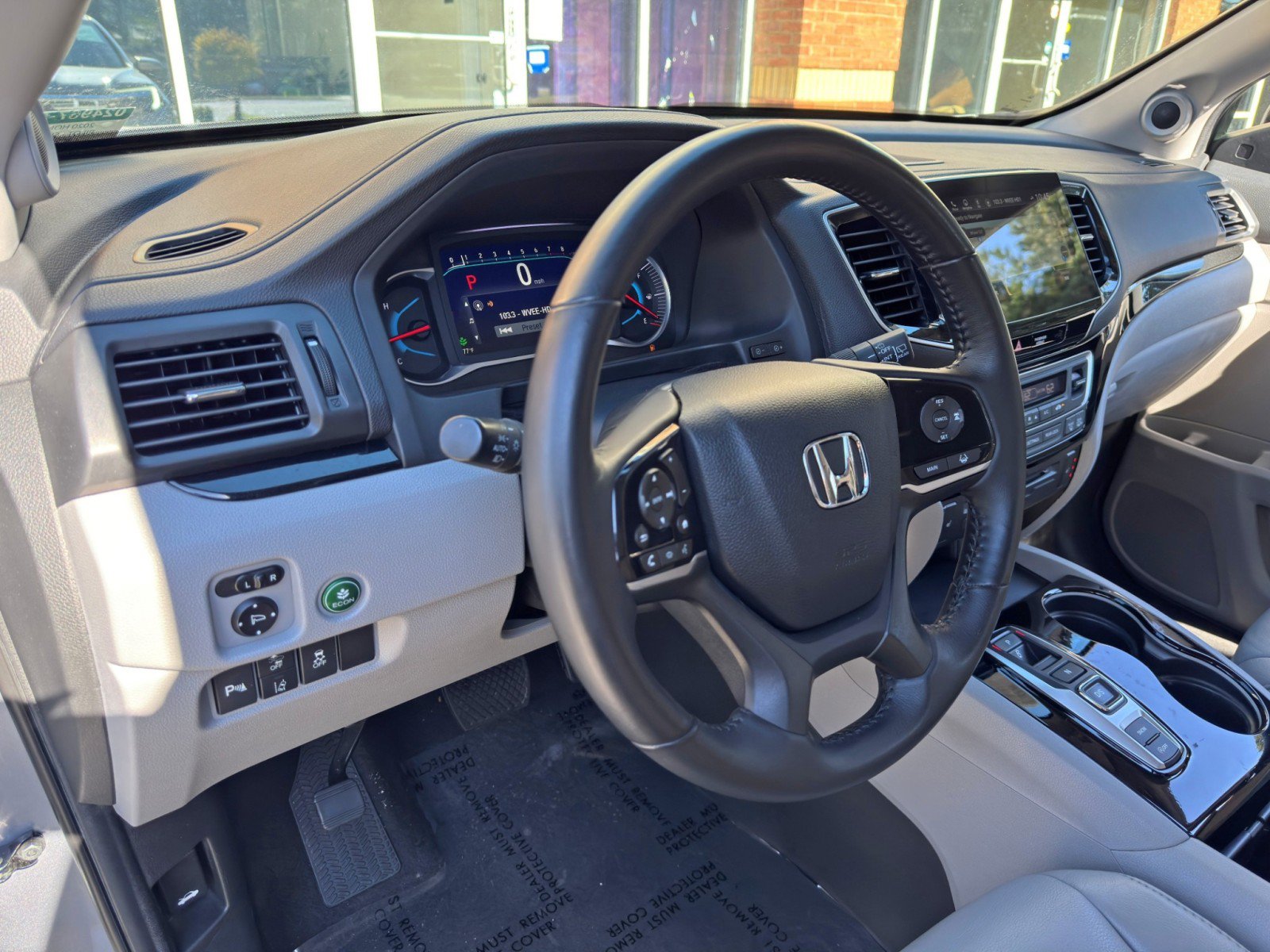 Used 2020 Honda Pilot Touring image 13