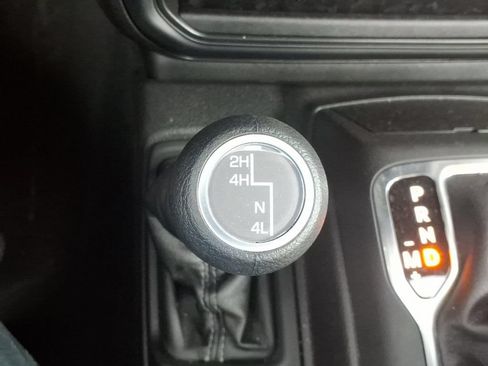 Used 2026 Jeep Gladiator Sport AWD/4WD image 29