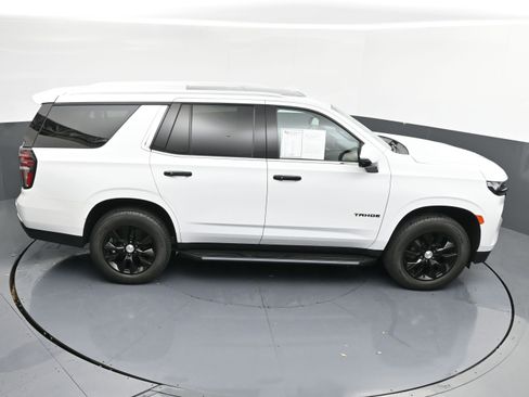 Used 2023 Chevrolet Tahoe LT w/ Luxury Package AWD/4WD image 44