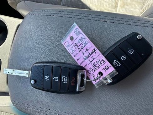 Used 2020 Kia Sportage LX AWD/4WD image 21