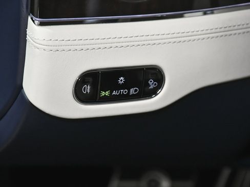 Used 2022 Bentley Continental GT image 21