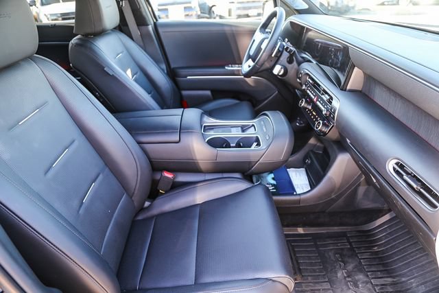 Used 2026 Hyundai Palisade Calligraphy AWD/4WD image 19
