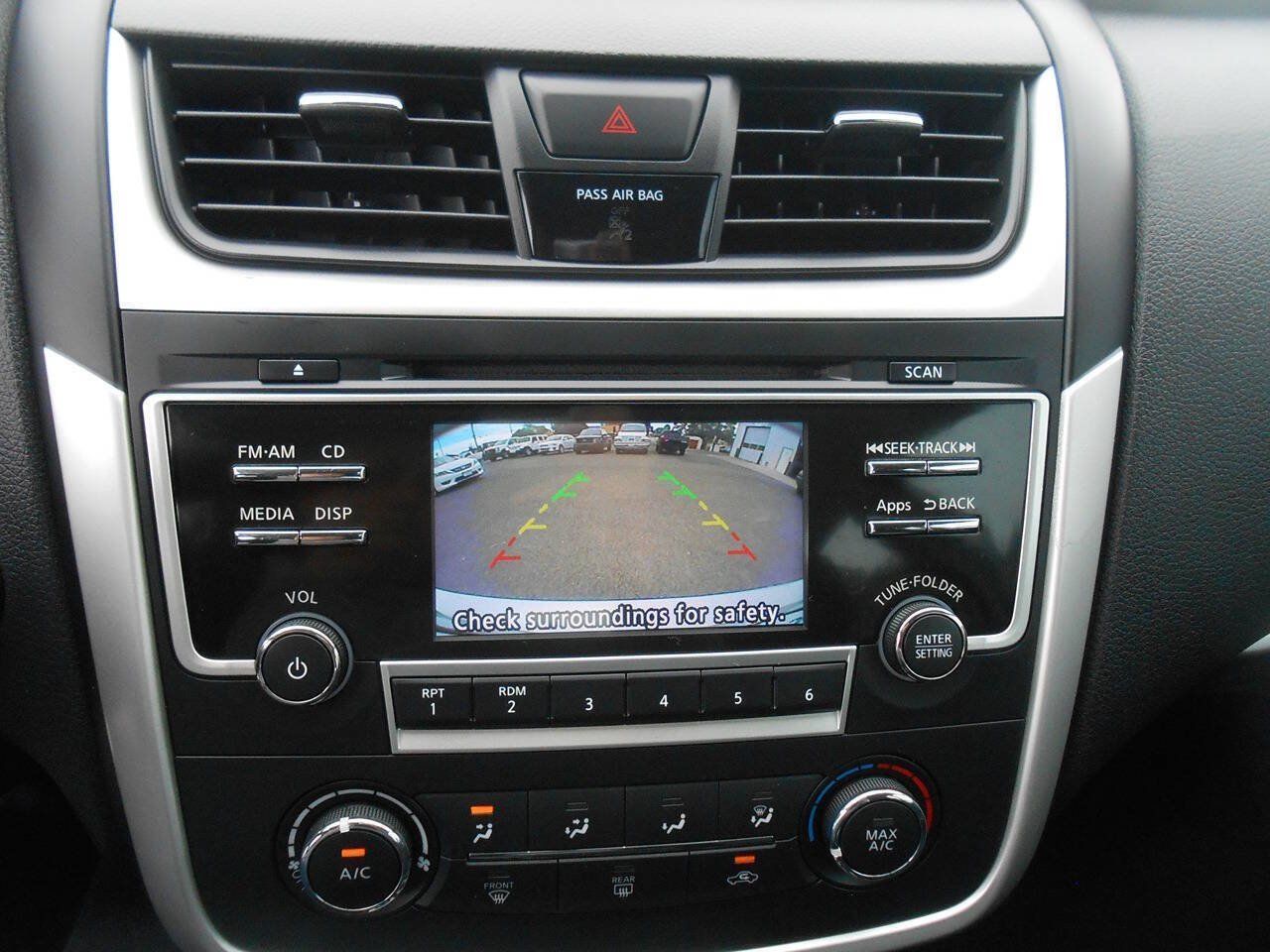 Used 2016 Nissan Altima 2.5 S w/ Power Driver Seat Package FWD image 12