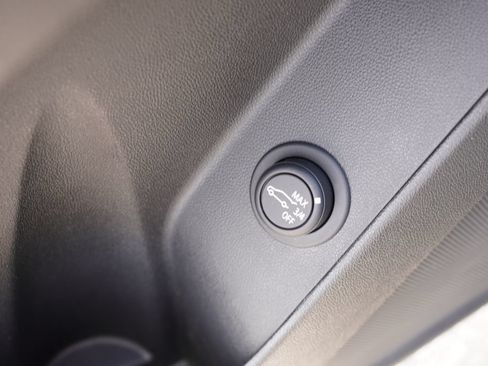 Certified 2023 Chevrolet Equinox LT AWD/4WD image 23