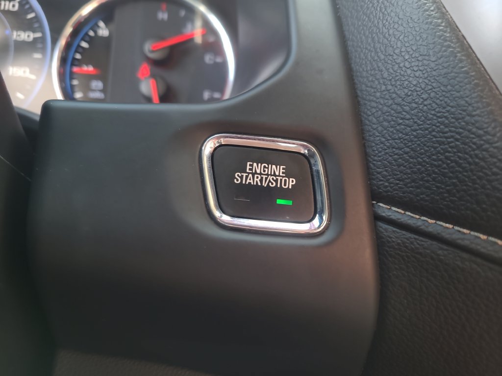 Used 2023 GMC Acadia Denali FWD image 28