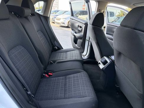 Used 2025 Honda HR-V LX image 17