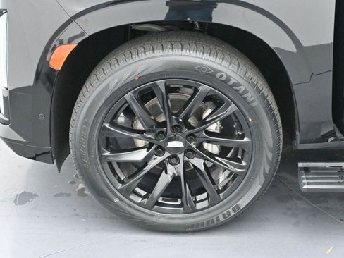 Used 2022 Cadillac Escalade Sport Platinum image 35