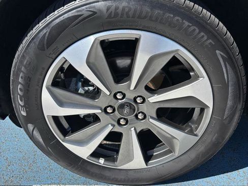 Used 2024 Ford Escape Platinum AWD/4WD image 32