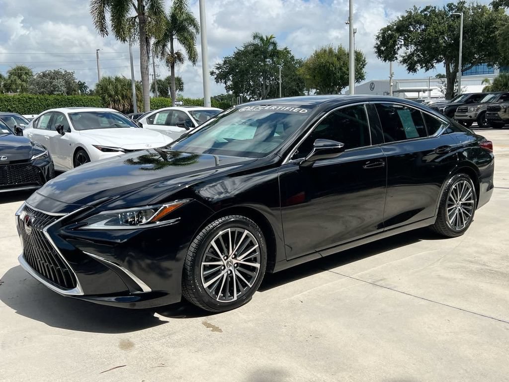 Certified 2024 Lexus ES 350 w/ Premium Package FWD image 3