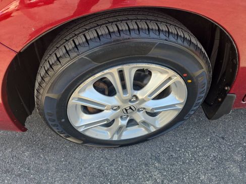 Used 2010 Honda Insight EX image 10