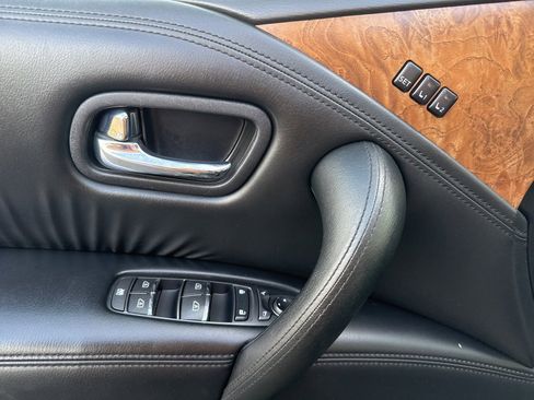 Used 2023 Nissan Armada SL image 12