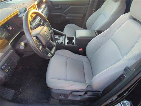 Used 2025 Toyota Tacoma SR5 image 15