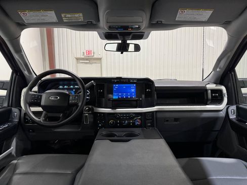 Used 2024 Ford F250 XL w/ FX4 Off-Road Package AWD/4WD image 21