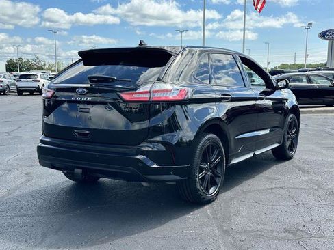 Used 2024 Ford Edge ST-Line w/ Class II Trailer Tow Package AWD/4WD image 4