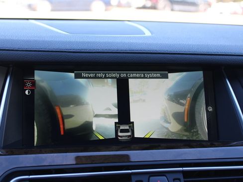 Used 2013 BMW 740Li image 26