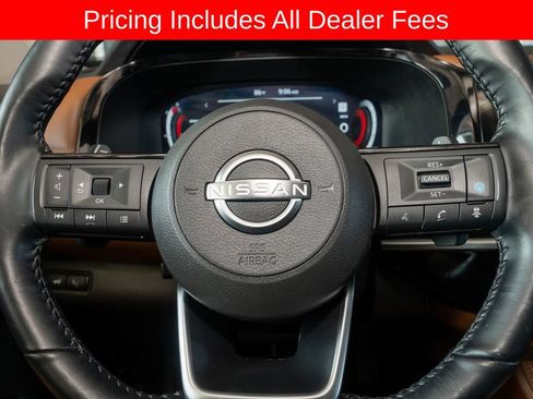Used 2024 Nissan Pathfinder Platinum AWD/4WD image 22