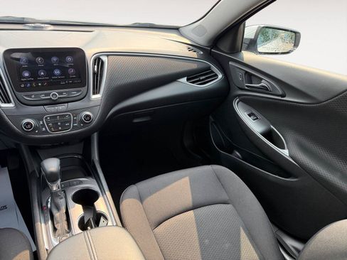 Used 2024 Chevrolet Malibu LT w/ Sport Edition FWD image 12
