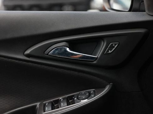 Used 2021 Chevrolet Malibu LS FWD image 14