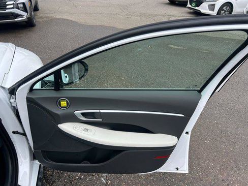 New 2026 Hyundai Sonata SEL FWD image 32