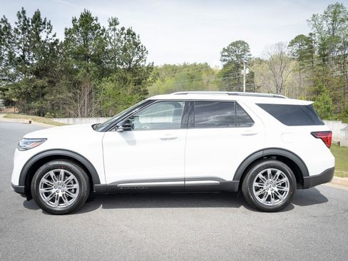 New 2026 Ford Explorer Platinum RWD image 13
