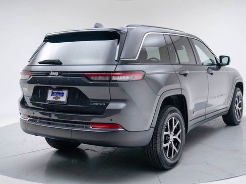 Used 2024 Jeep Grand Cherokee Limited image 6