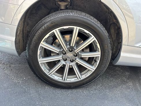 Used 2019 Audi Q7 3.0T Premium Plus w/ Premium Plus Package AWD/4WD image 48