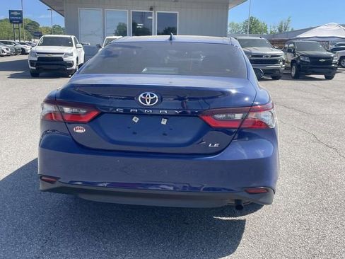 Used 2023 Toyota Camry LE FWD image 5