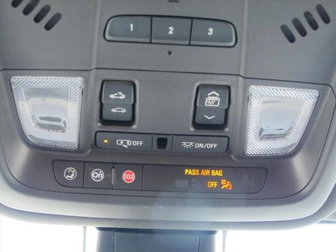 Used 2021 Cadillac XT6 Premium Luxury FWD image 20