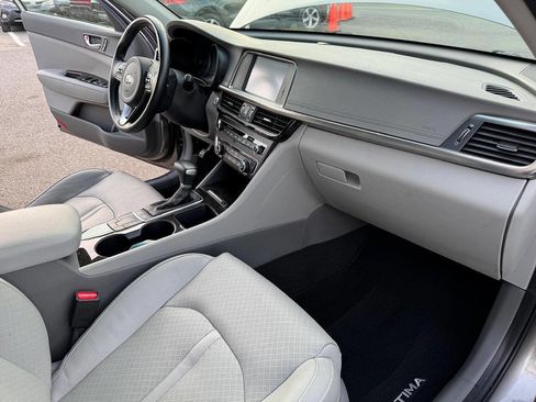 Used 2017 Kia Optima EX w/ Premium Package FWD image 31