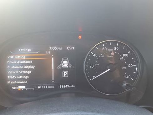 Used 2022 Nissan Kicks SR w/ Premium Package image 28