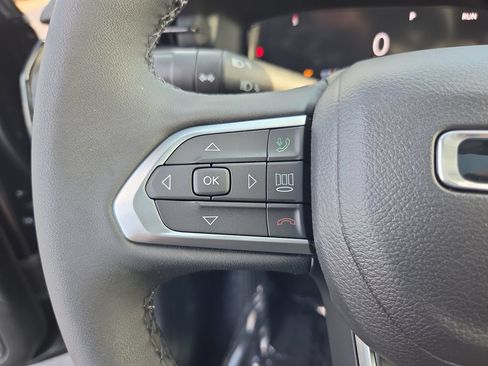 New 2026 Jeep Compass Limited w/ Sun, Sound & Navigation Group AWD/4WD image 30